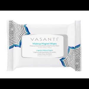 Vasanti makeup magnet wipes